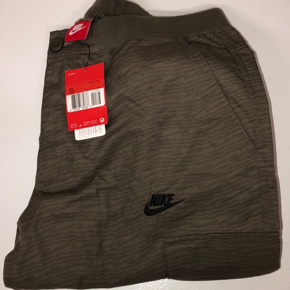 Nike Other - Nike Sportswear Jogger Style Camo Cargo Pants